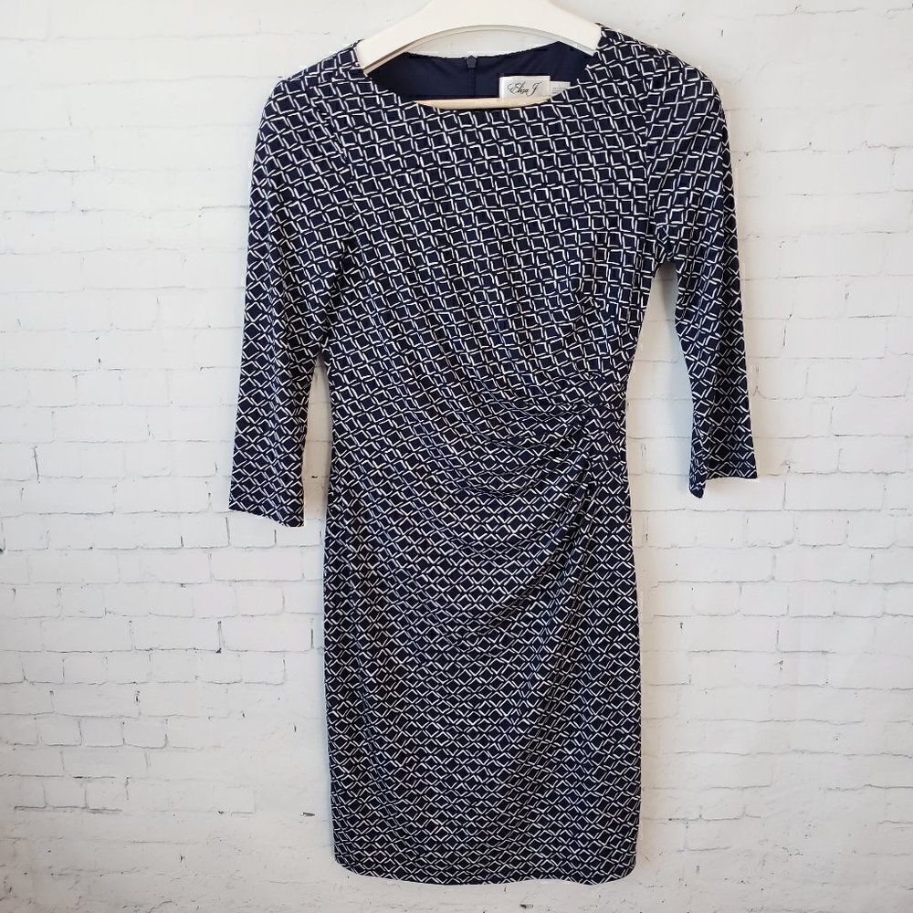 Eliza J. Jersey Knit Ruched Side Body Flattering Sheath Dress Size 2 Navy Print